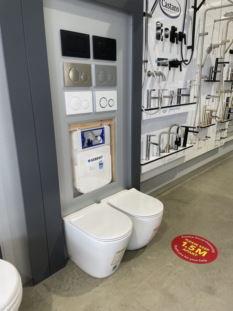 Alexander-R Rimless back to wall floor pan