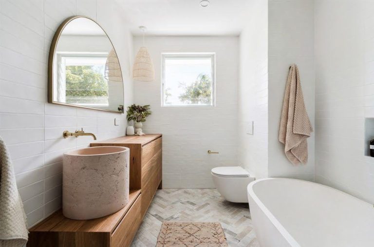 Flay-R Rimless wall hung Pan