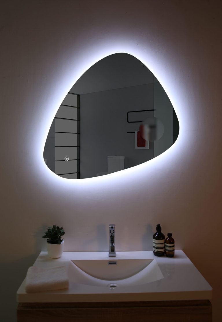 Triangolo LED Bathroom Wall Mirror