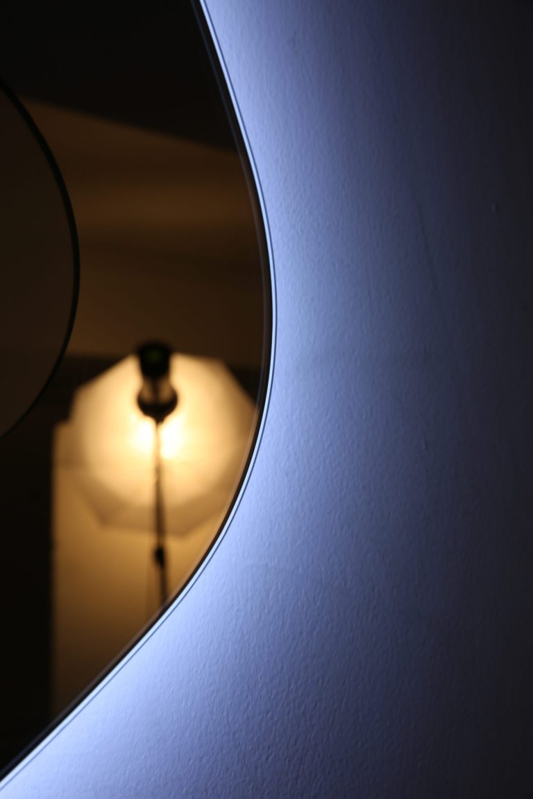 Triangolo LED Bathroom Wall Mirror