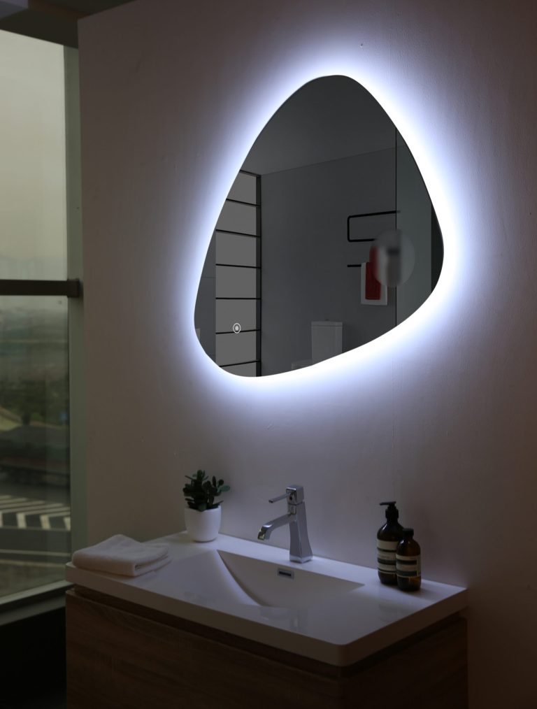 Triangolo LED Bathroom Wall Mirror